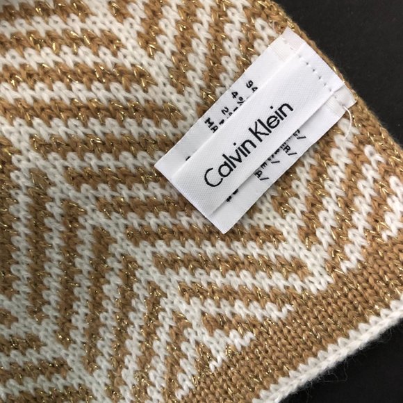 CALVIN KLEIN Hat & Scarf Set Chevron Pattern NWT